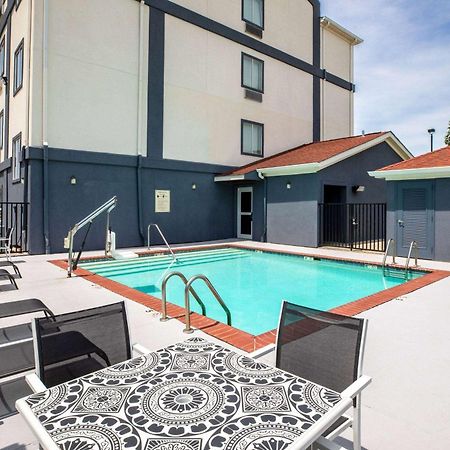 Days Inn By Wyndham Baton Rouge I-10 Prairieville Exterior photo