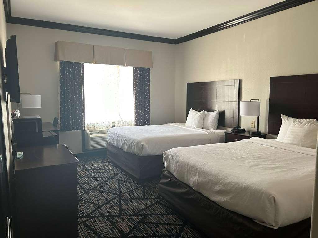 Days Inn By Wyndham Baton Rouge I-10 Prairieville Room photo